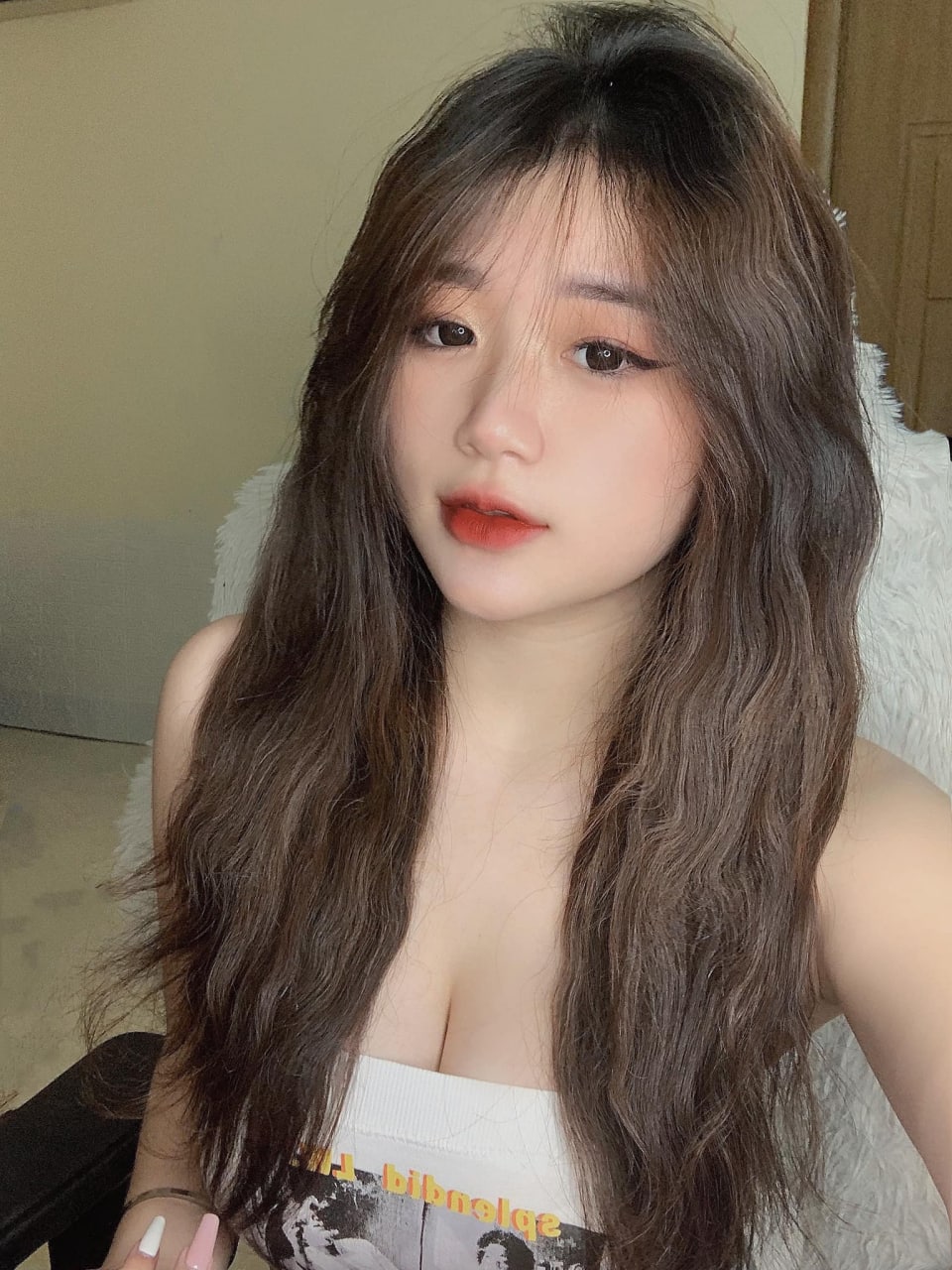 Người đàn ông giàu có và tài năng thế hệ thứ hai của Đài Loan❤️Ông chủ đã cặp kè với một cô gái năm hai 19 tuổi, người rất hay nói. Bà có một cuộc sống riêng tư xa hoa. Cô ấy ăn của quý của ông chủ trong khi nói về bạn trai của mình. Sự tương phản thật là khác thường. Cô ấy không có bao cao su và đã xuất tinh vào âm đạo...